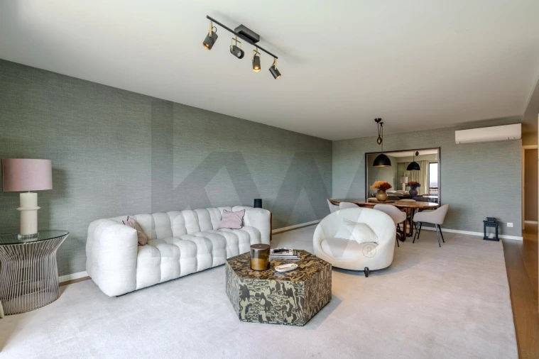 Apartamento T3 para Arrendamento em Carcavelos e Parede Foto 7