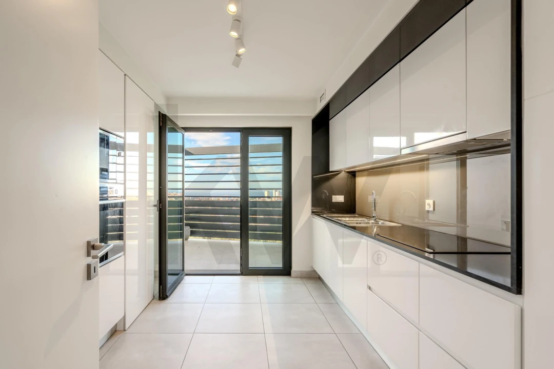 Apartamento T3 para Arrendamento em Carcavelos e Parede Foto 27