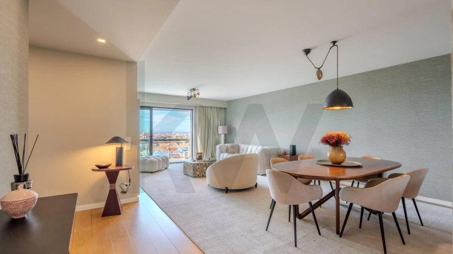 Apartamento T3 para Arrendamento em Carcavelos e Parede