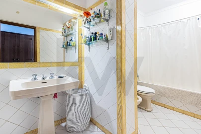 Apartamento T4 para Venda em Portimão