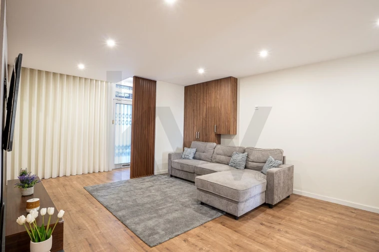 Apartamento T3 para Venda em Rio Tinto Foto 2
