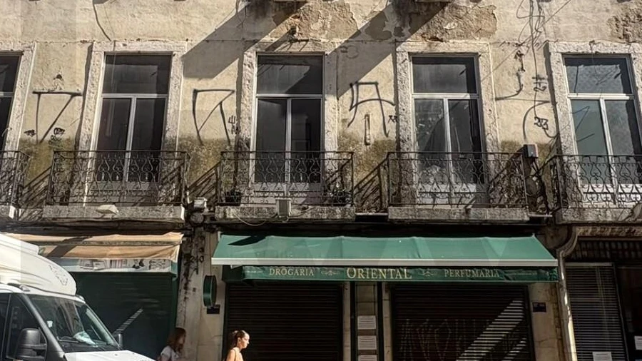 Prédio para Venda em Santa Maria Maior