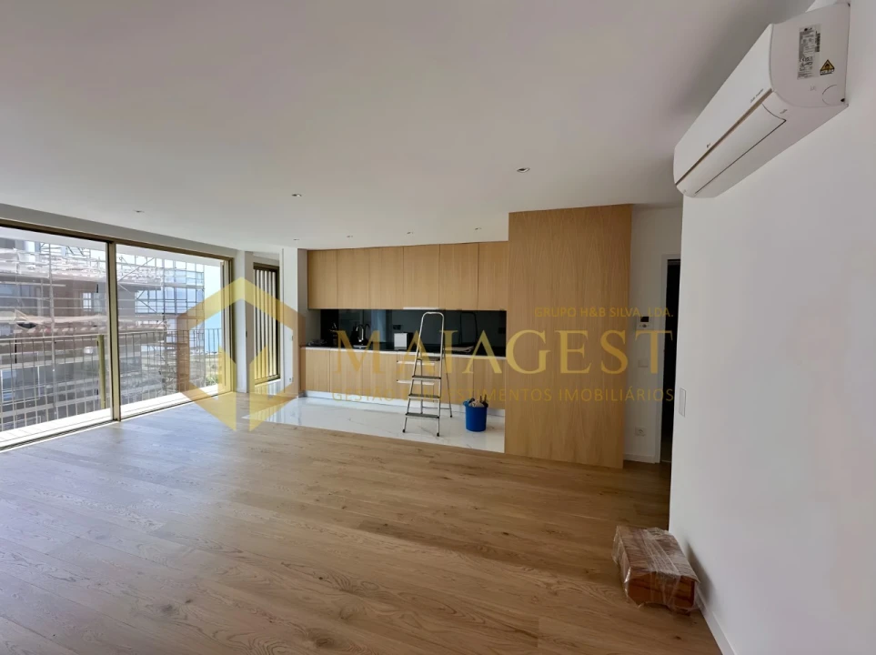 Apartamento T2 para Venda em Canidelo Foto 2
