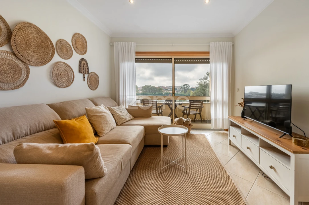 Apartamento T2 para Venda em Mafamude e Vilar do Paraíso Foto 1