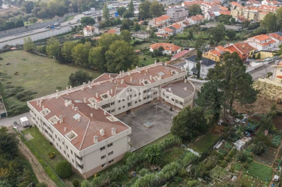Apartamento T2 para Venda em Mafamude e Vilar do Paraíso