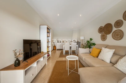 Apartamento T2 para Venda em Mafamude e Vilar do Paraíso
