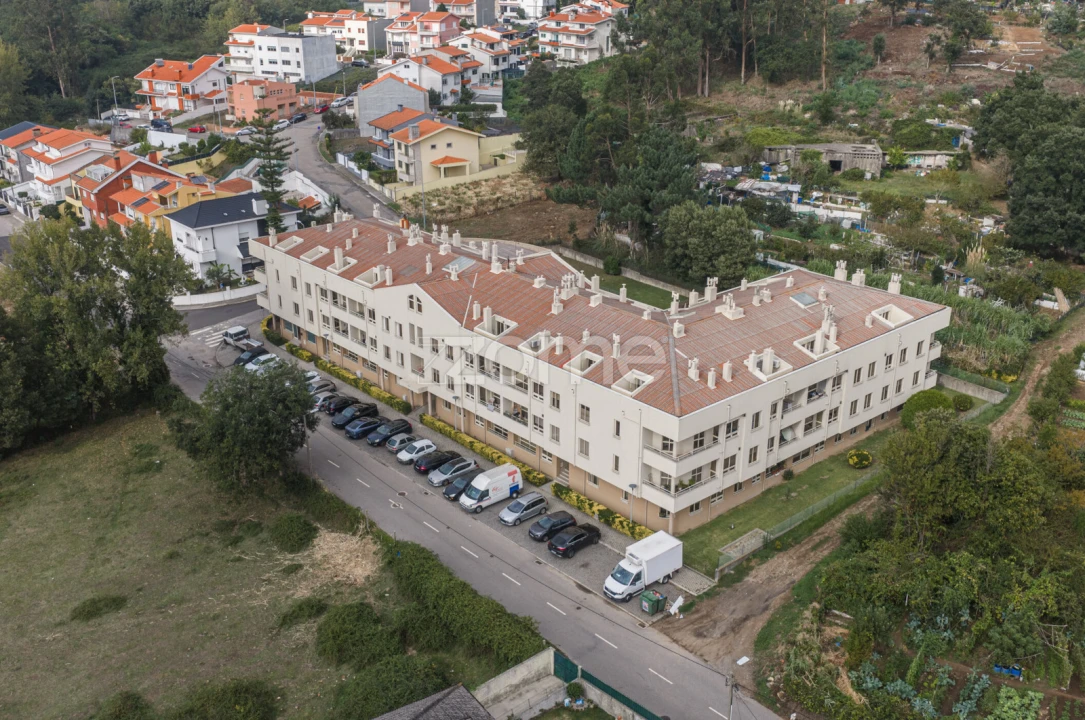 Apartamento T2 para Venda em Mafamude e Vilar do Paraíso Foto 32