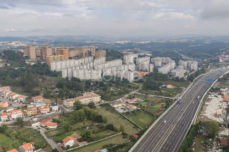 Apartamento T2 para Venda em Mafamude e Vilar do Paraíso Foto 36