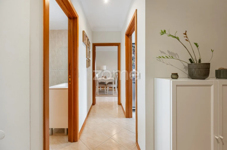 Apartamento T2 para Venda em Mafamude e Vilar do Paraíso Foto 11