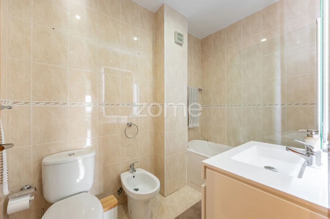 Apartamento T2 para Venda em Mafamude e Vilar do Paraíso Foto 12