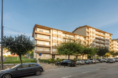 Apartamento T3 para Venda em Fânzeres e São Pedro da Cova