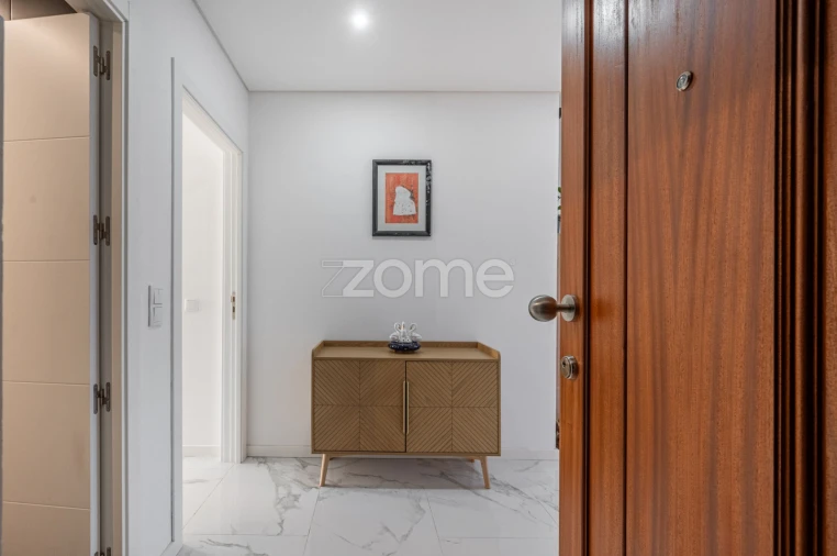 Apartamento T3 para Venda em Fânzeres e São Pedro da Cova Foto 2