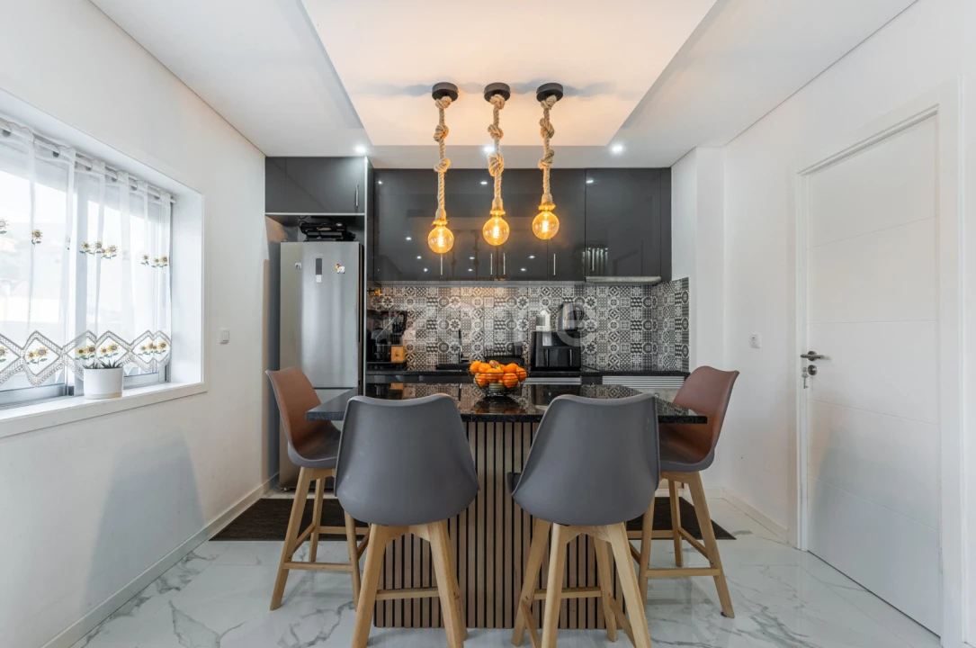 Apartamento T3 para Venda em Fânzeres e São Pedro da Cova Foto 6
