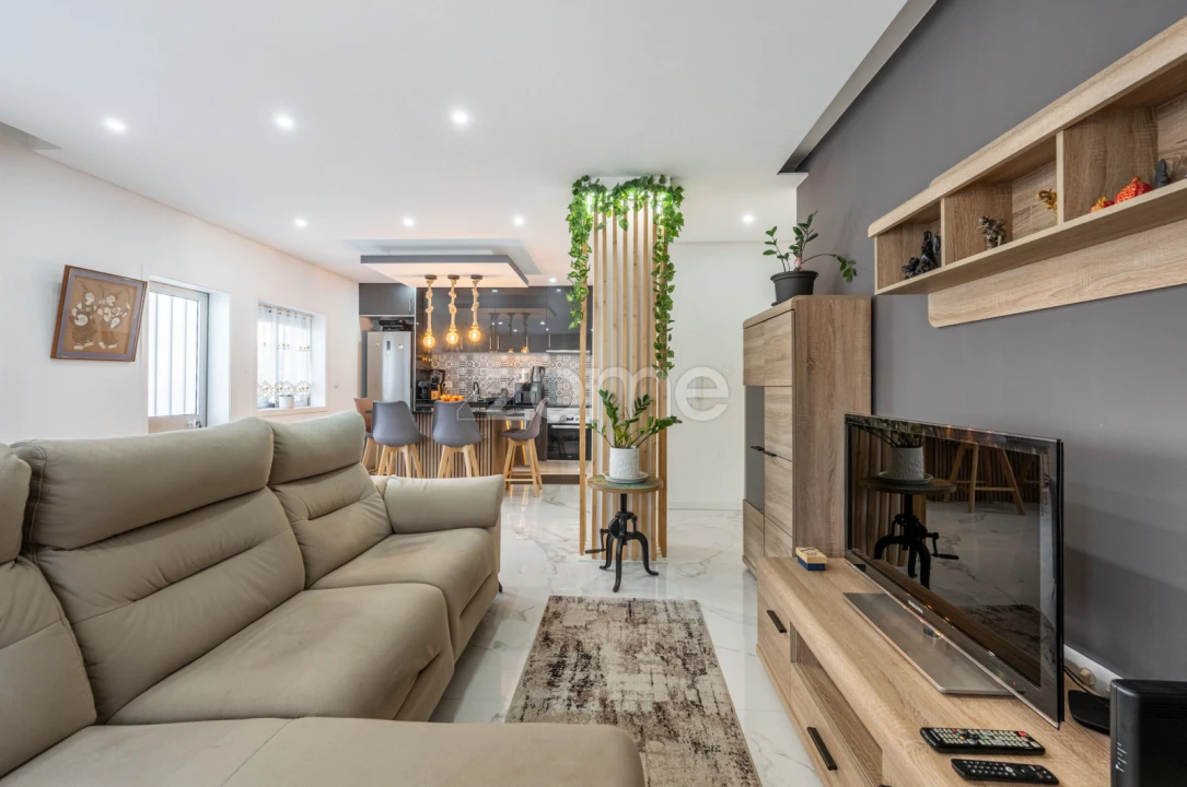 Apartamento T3 para Venda em Fânzeres e São Pedro da Cova Foto 5