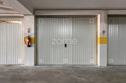 Garagem para Arrendamento em São Mamede de Infesta e Senhora da Hora