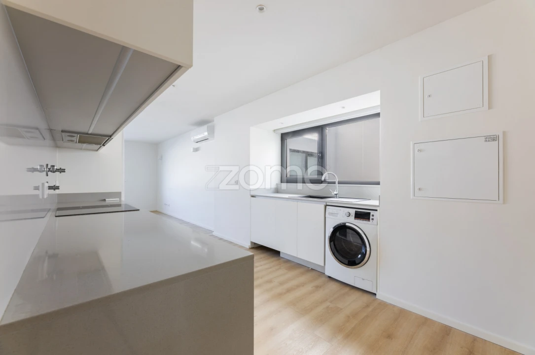 Apartamento T2 para Arrendamento em São Vicente (Braga) Foto 6