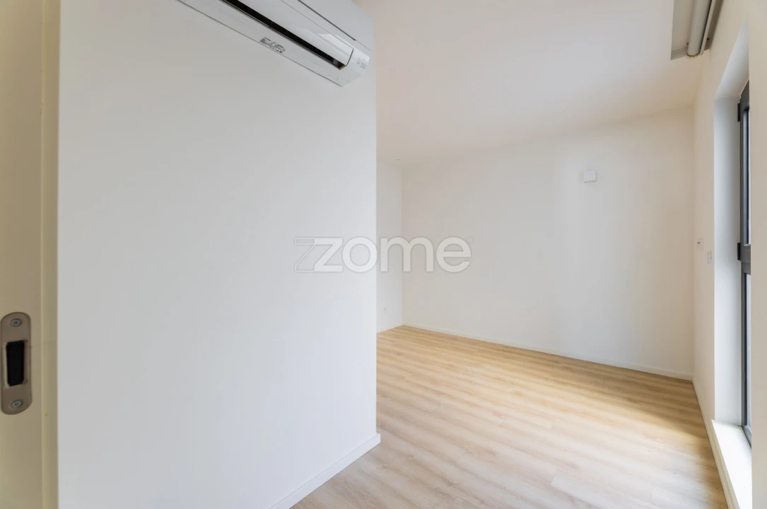 Apartamento T2 para Arrendamento em São Vicente (Braga) Foto 7