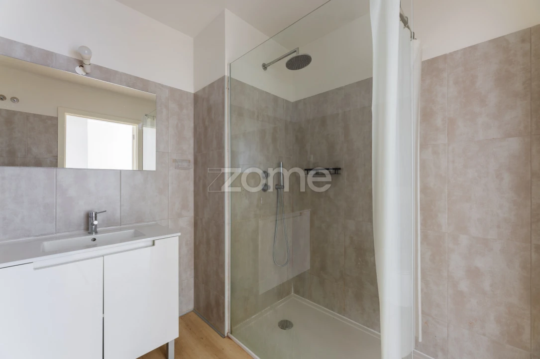Apartamento T2 para Arrendamento em São Vicente (Braga) Foto 15