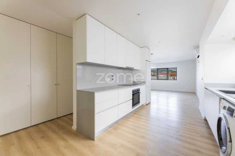 Apartamento T2 para Arrendamento em São Vicente (Braga) Foto 2