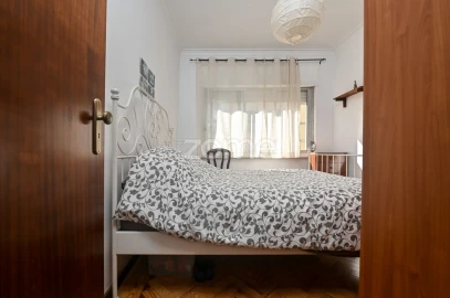 Apartamento T1 para Venda em Ajuda