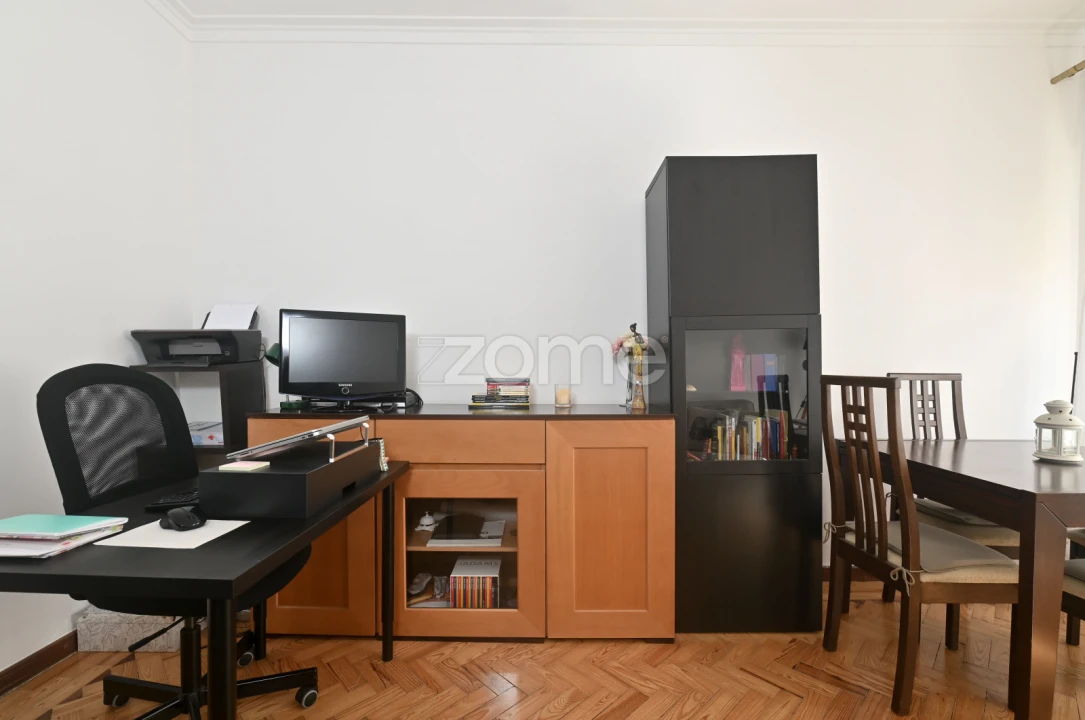 Apartamento T1 para Venda em Ajuda Foto 9