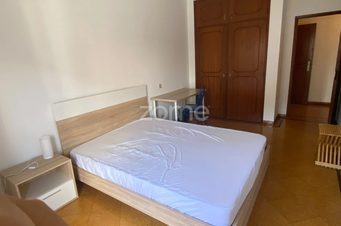 Apartamento T3 para Arrendamento em Leiria, Pousos, Barreira e Cortes Foto 11