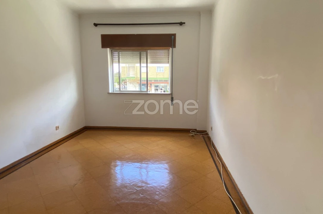 Apartamento T3 para Arrendamento em Leiria, Pousos, Barreira e Cortes Foto 17