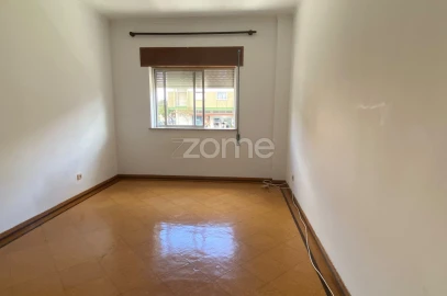 Apartamento T3 para Arrendamento em Leiria, Pousos, Barreira e Cortes