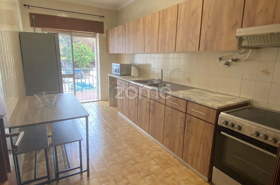 Apartamento T3 para Arrendamento em Leiria, Pousos, Barreira e Cortes Foto 1