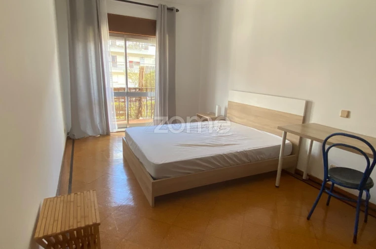 Apartamento T3 para Arrendamento em Leiria, Pousos, Barreira e Cortes Foto 9