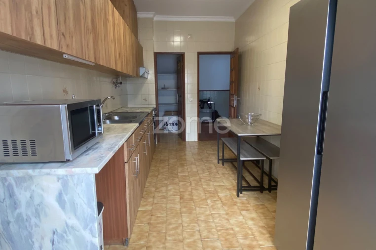 Apartamento T3 para Arrendamento em Leiria, Pousos, Barreira e Cortes Foto 7