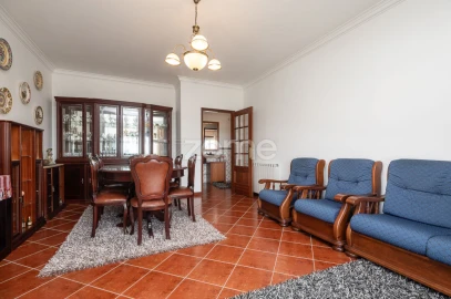 Apartamento T3 para Venda em Cernache