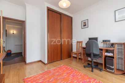 Apartamento T3 para Venda em Cernache