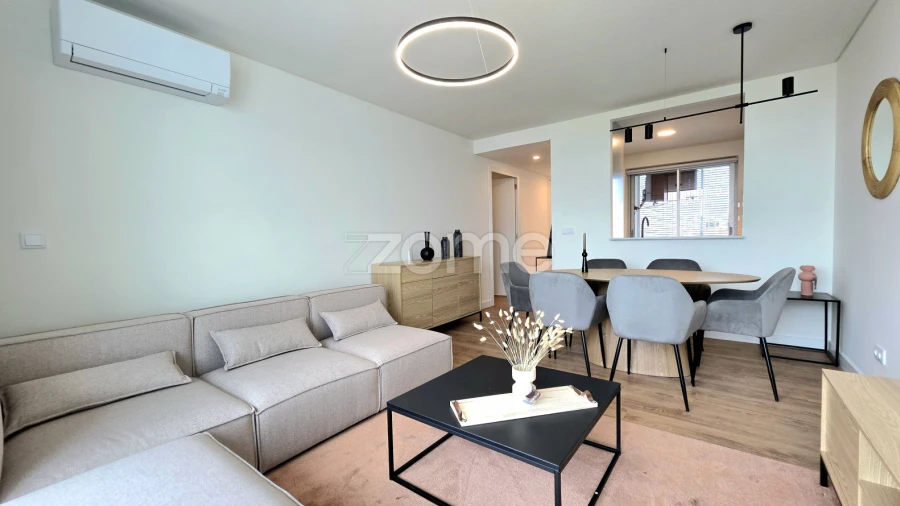 Apartamento T1 para Arrendamento em Ponta Delgada (São José)