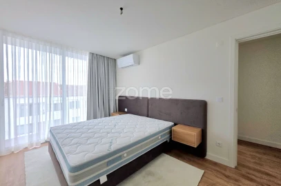 Apartamento T2 para Arrendamento em Ponta Delgada (São José)
