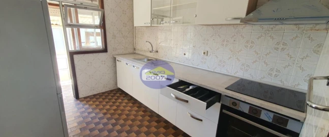 Apartamento T1 para Venda em Santa Marinha e São Pedro da Afurada