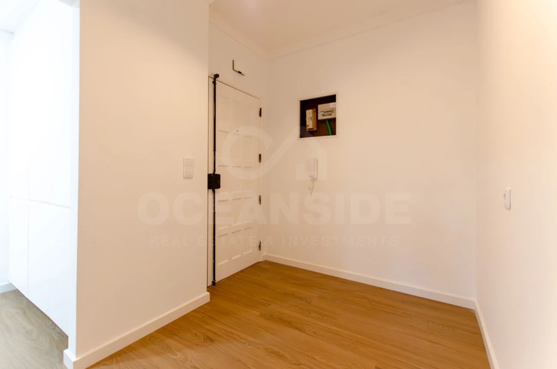 Apartamento T2 para Venda em Rio de Mouro Foto 7