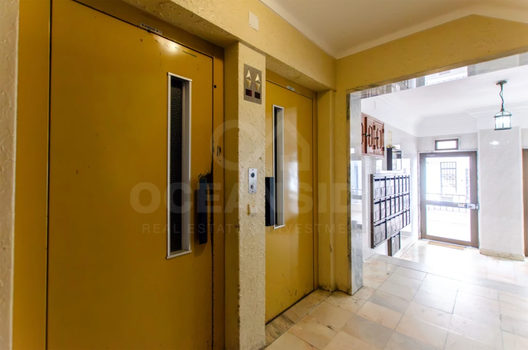 Apartamento T2 para Venda em Rio de Mouro Foto 28