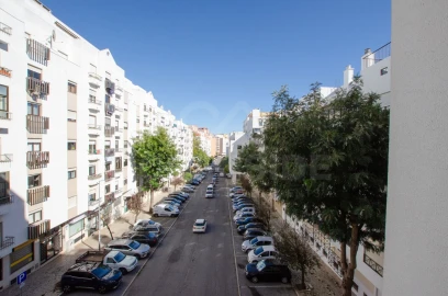 Apartamento T2 para Venda em Rio de Mouro