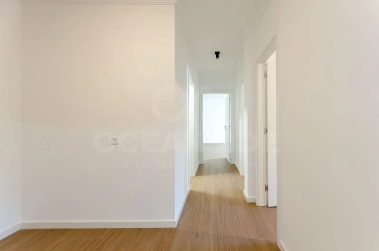 Apartamento T2 para Venda em Rio de Mouro Foto 13