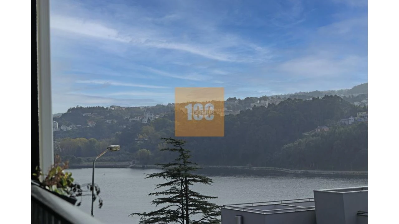 Prédio para Venda em Gondomar (São Cosme), Valbom e Jovim Foto 19