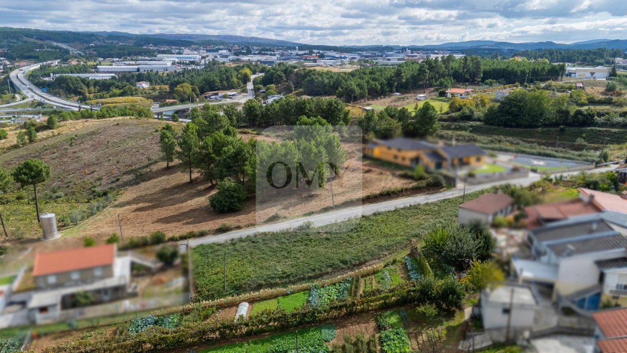 Terreno para Venda em Folhadela Foto 7