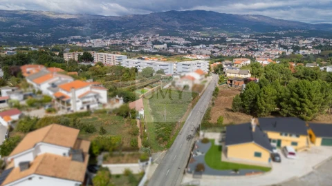 Terreno para Venda em Folhadela
