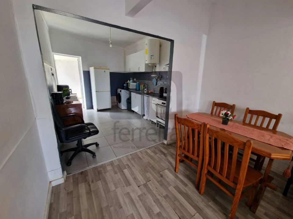 Moradia T2 para Venda em Almeirim Foto 4
