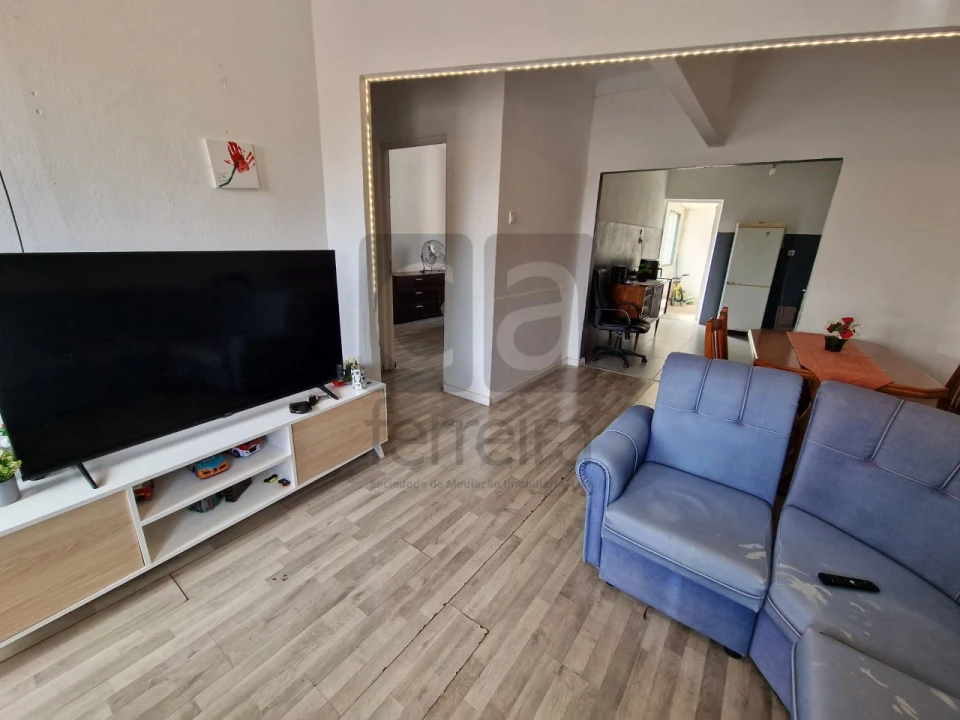 Moradia T2 para Venda em Almeirim Foto 5