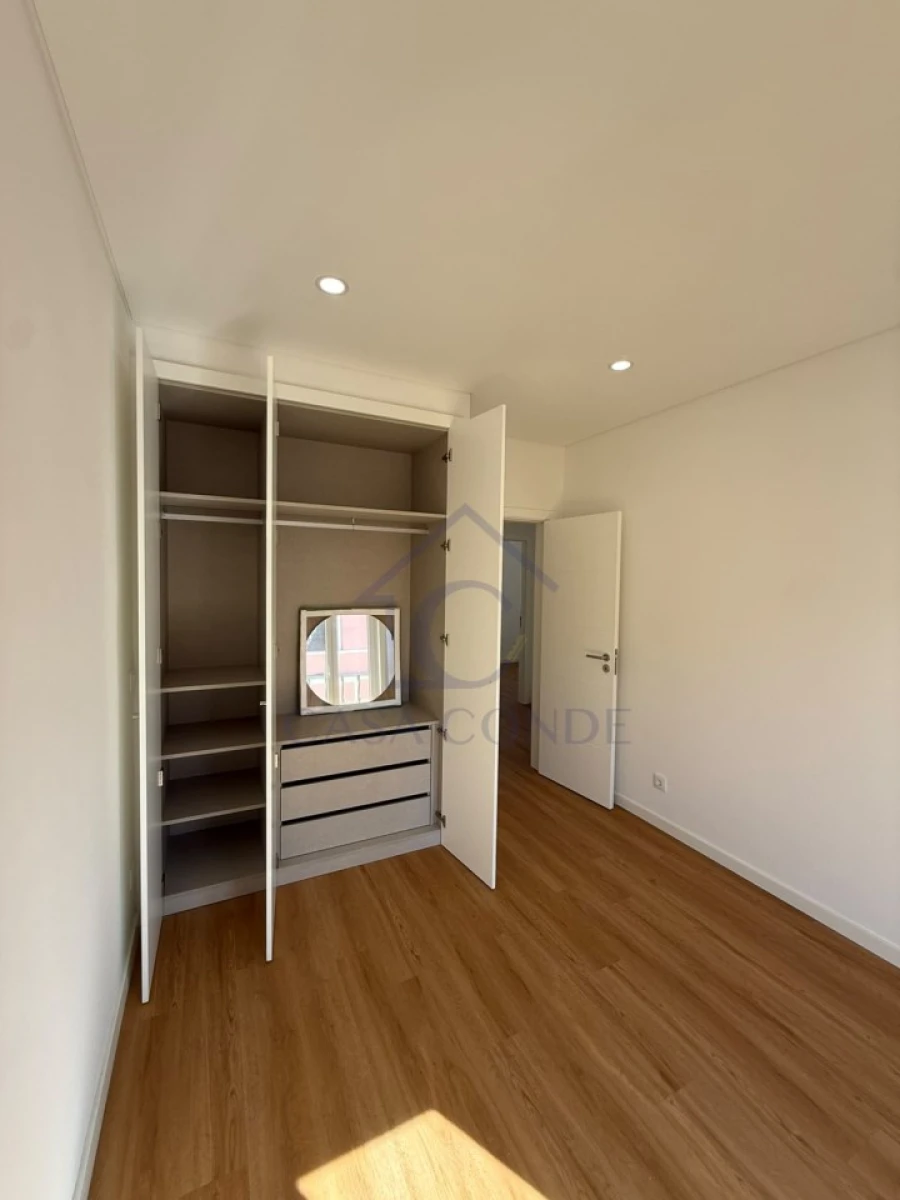 Apartamento T2 para Venda em Almada, Cova da Piedade, Pragal e Cacilhas Foto 6