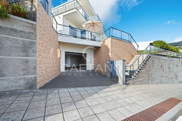 Moradia T3 para Venda em Ribeira Brava Foto 46