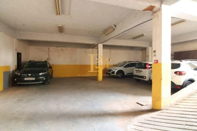 Armazém para Arrendamento em Camara de Lobos