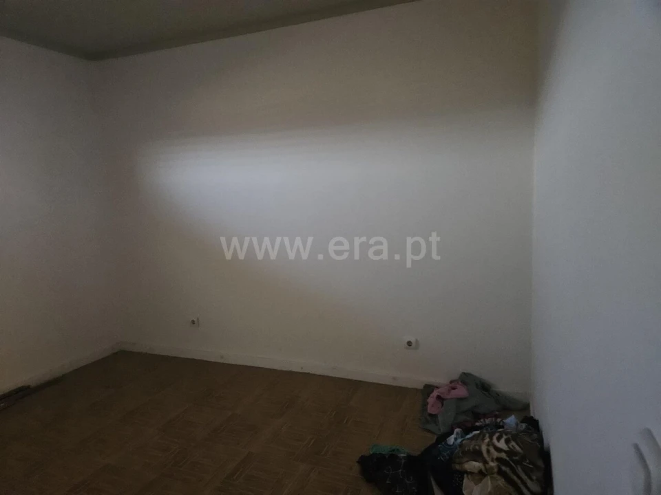 Prédio para Venda em Gondomar (São Cosme), Valbom e Jovim Foto 14