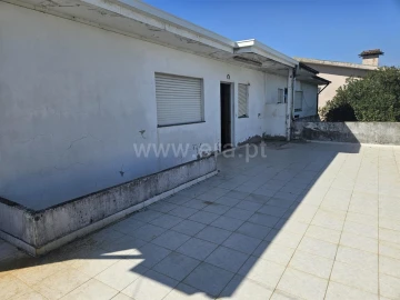 Moradia T0 para Venda em Gondomar (São Cosme), Valbom e Jovim